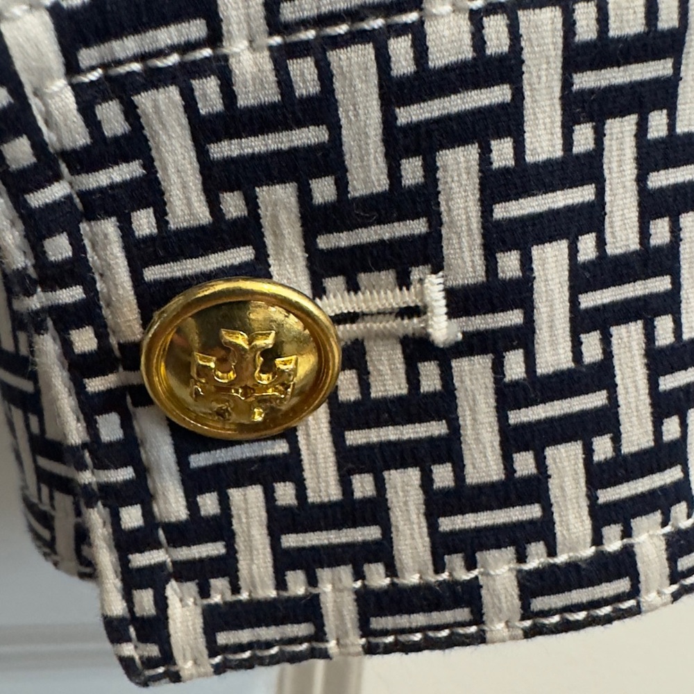 Tory Burch Cameron Button Down Jacket. Size 4 - image 6